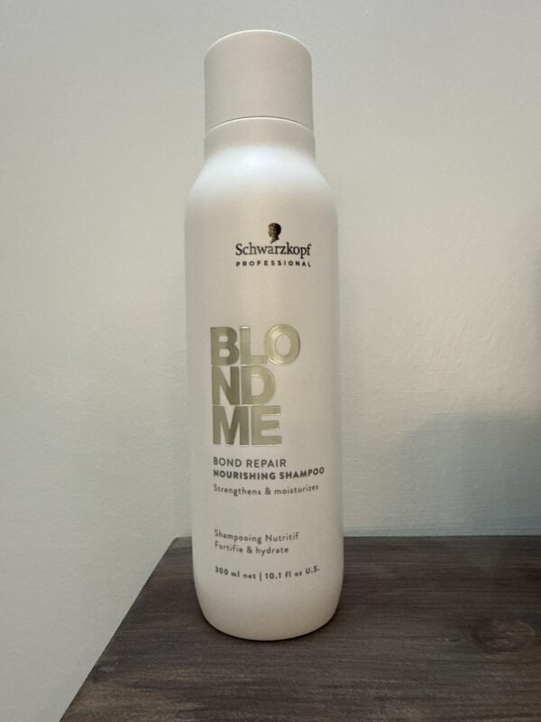 Blonde Me Nourishing Shampoo